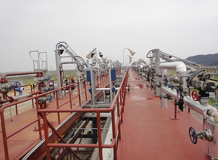 1568708129210793.jpg 火车鹤管.jpg