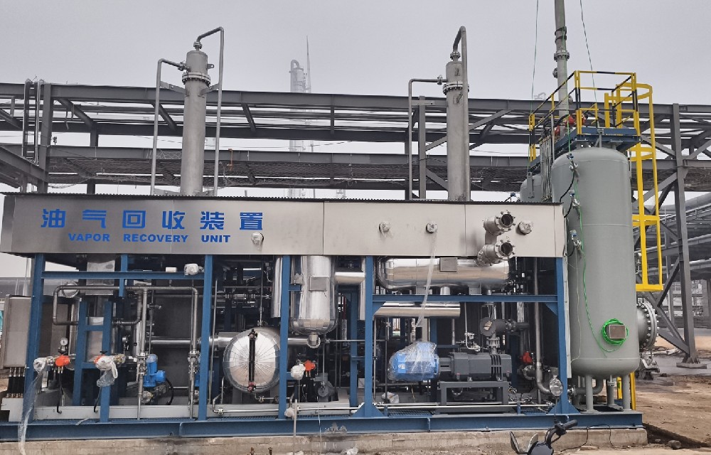 油气回收装置现场图.jpg